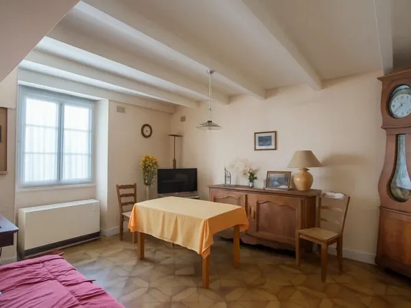 Maison 5 pièces 80 m²