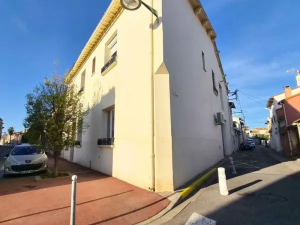 Maison avec appartements 270 m²