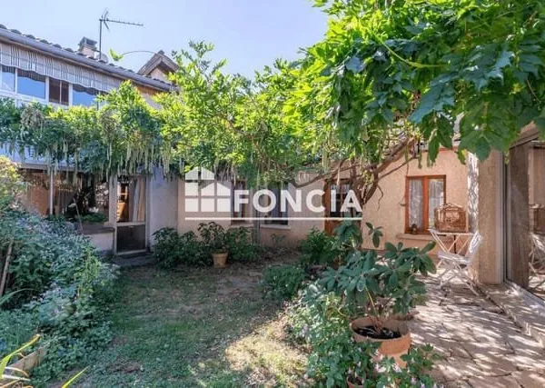 Maison 8 pièces 186 m²