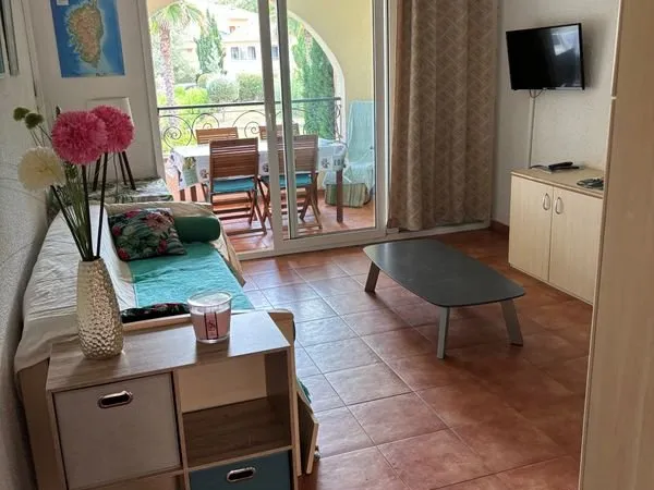 Appartement meublé 2 pièces de 30 m2 bord de mer