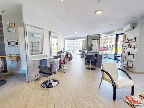 A vendre - Fonds de commerce Coiffure et Esthétique Sury le