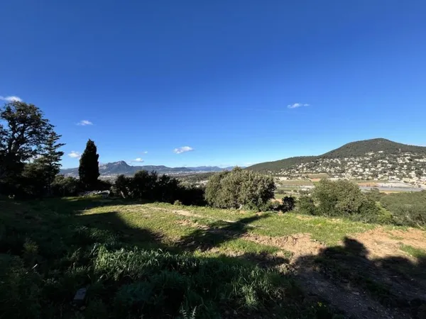 Terrain 2900 m²