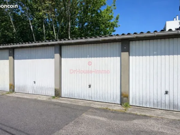 Parking/box 13 m² bruges