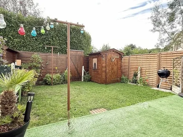 Maison familiale 95 m² - 3 chambres - Jardin sud-est - Prestations récentes