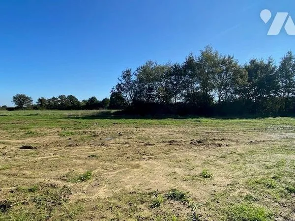 Terrain 525 m²