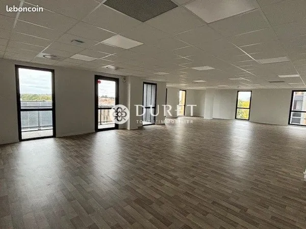 Bureaux 115 m² La Roche-sur-Yon