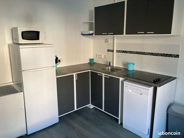 Immeuble de rapport 3 appartements loués et meublés 10% renta possible 12%
