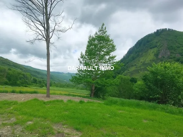 OÔ, TERRAIN CONSTRUCTIBLE de 1200m2 - VUE MONTAGNE - OPPORTUNITE RARE !