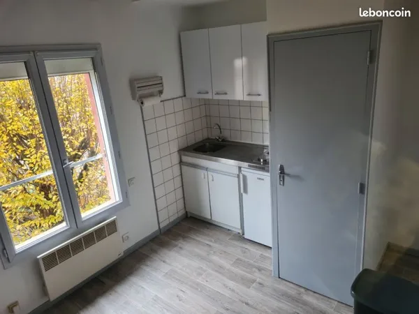Appartement F1 meublé en duplex