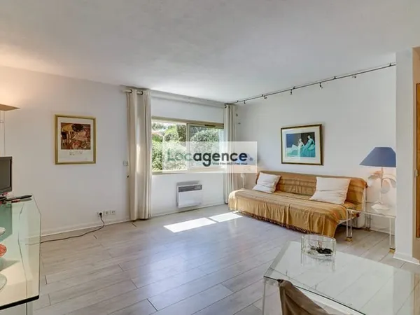 Appartement Mandelieu La Napoule 1 pièce(s) 38 m2 meublé . A