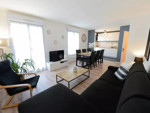 DUPLEX 3 pièces à Serris-centre urbain