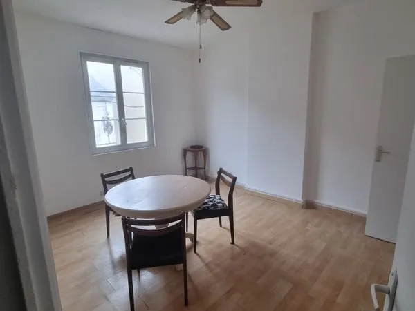40m2 au centre ville au Merlerault 350