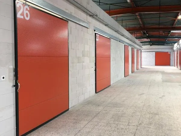 24 m² / 214 euros / Box de stockage / Site gardienné