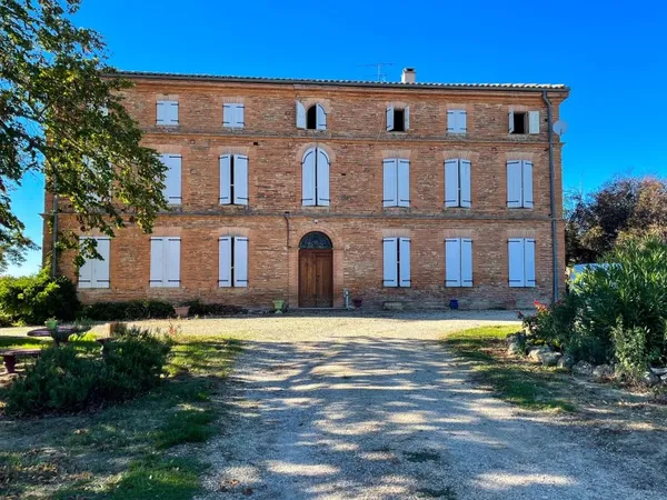 Terrain en individuel 4235 m²