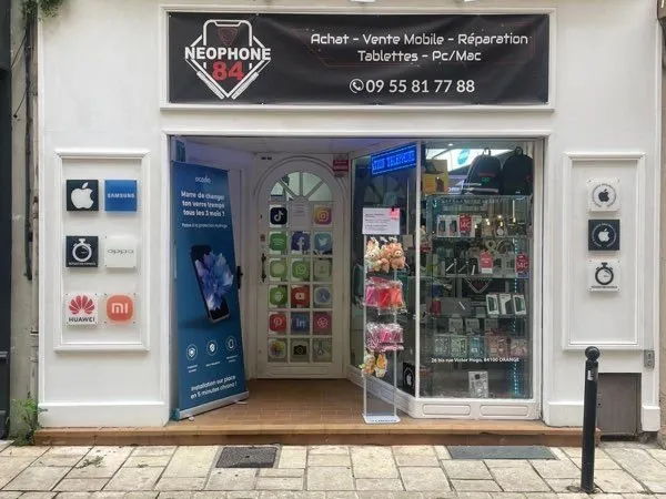 Magasin réparation téléphone clé en main - centre-ville Orange - petit loyer