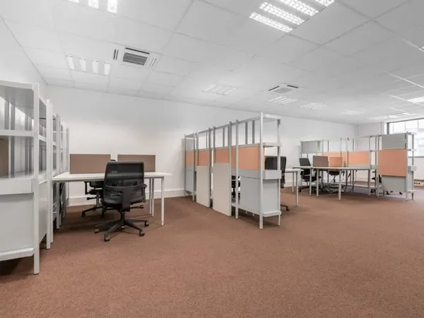 Bureaux 75 m²