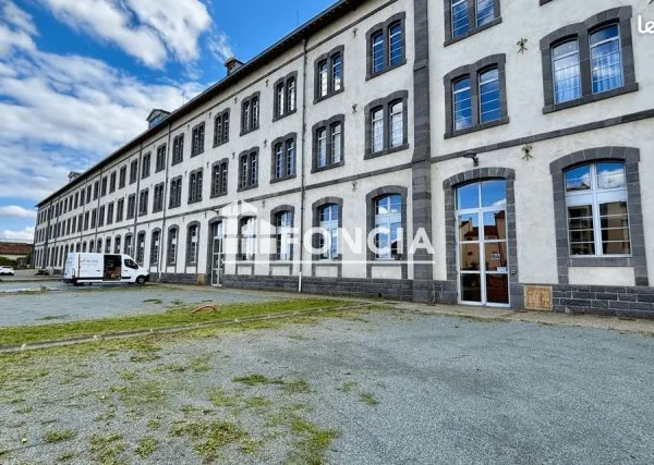Stationnement Location Riom   55€