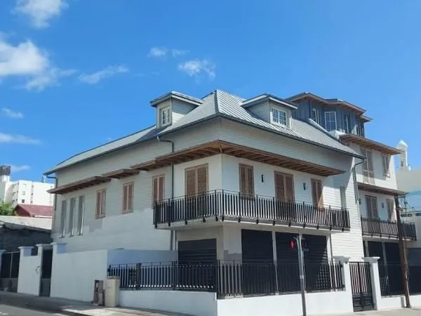 Local commercial 175 m²