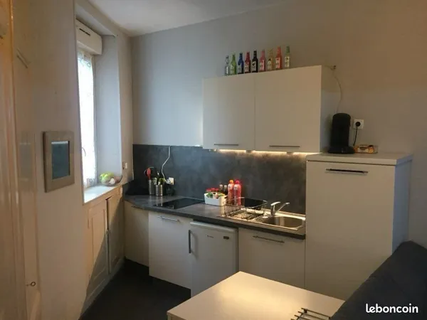 Loue studio cv Besançon