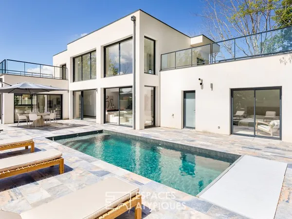 Maison contemporaine avec piscine à Saint-Lys