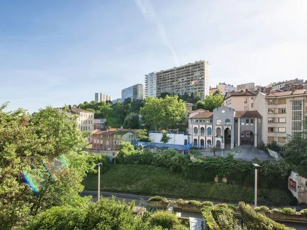 Loue appartement 38m² meublé - avec jardin partagé proche Parc de la Tête d'Or Lyon 4ème