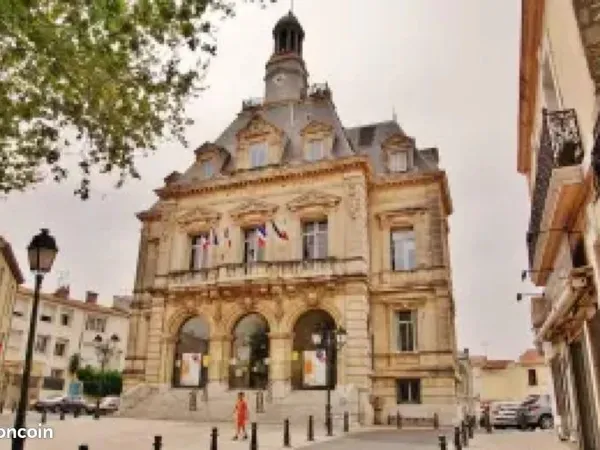 Local commercial 57 m² - centre Frontignan