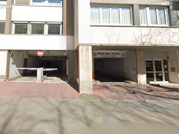 Location : parking très central, sécurisé et surveillé à Maine 2000, proche place des Comtes du Main