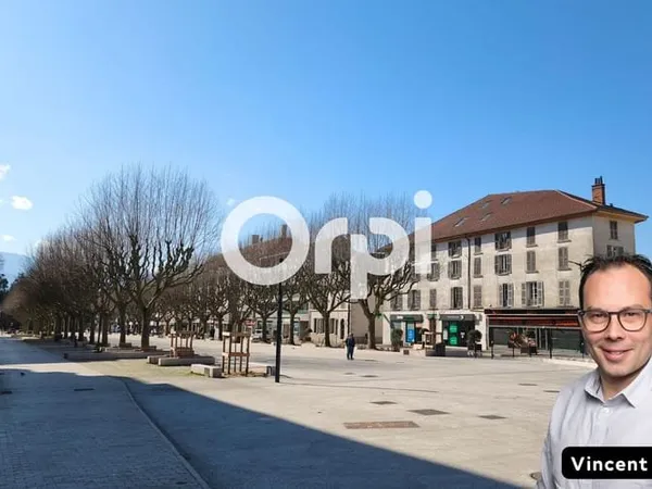 Appartement 7 pièces 93 m²