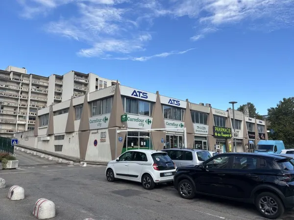 A louer Local Professionnel/Bureaux 87 m2