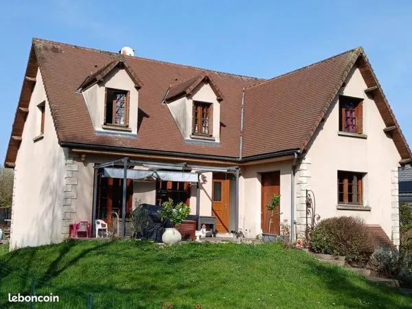 Maison sur Chéroy