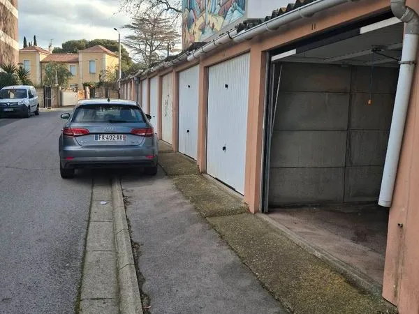 A louer garage de 15m2