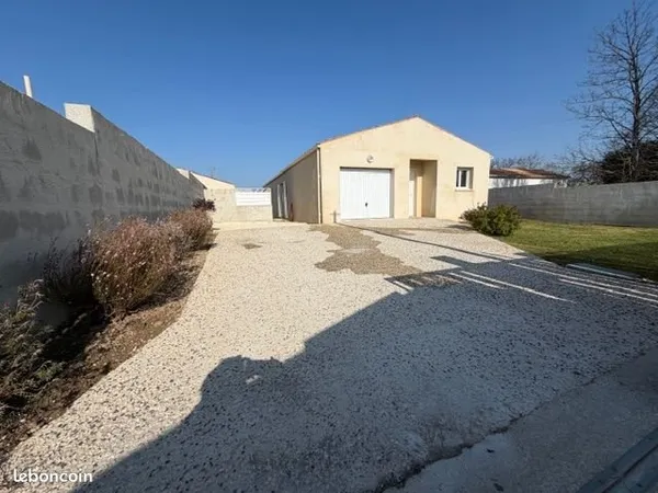 A louer maison plain pied