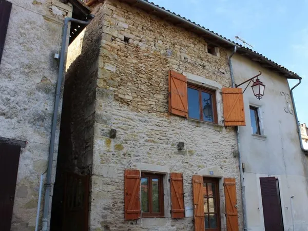 Maison de village rénovée