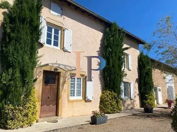 LONGERE RENOVEE ET AGRANDIE PAR ARCHITECTE