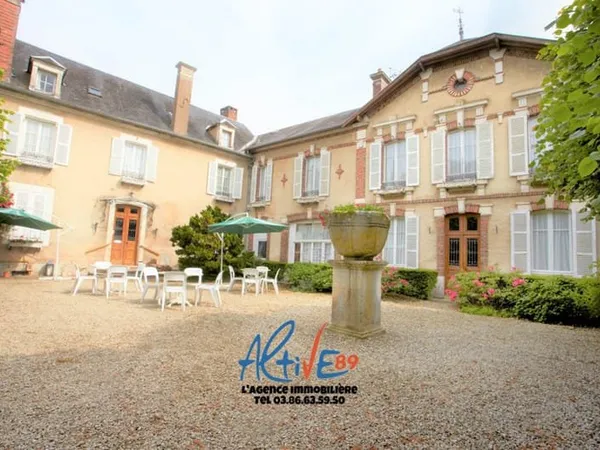 Propriété secteur Mailly La Ville à 25 minutes d'Auxerre