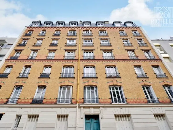 Appartement - 2 pièces - 38 m2 - Paris 20ème