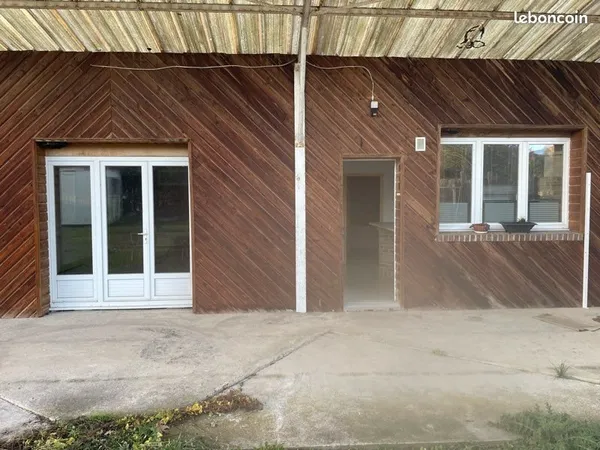 Bureaux de 70m² avec parkings sur zone industrielle à Mazingarbe