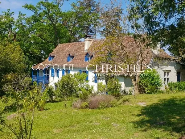À vendre Orriule - Grande maison de 420 m² proche Salies-de-Béarn