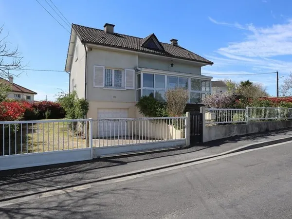 Maison 3 chambres avec garage sur terrain de 620m2