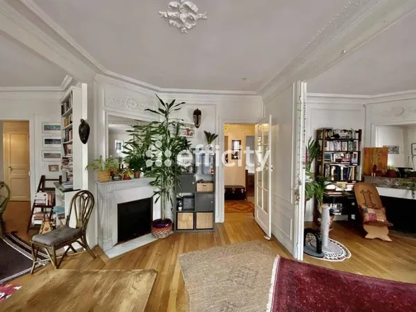 Appartement 6 pièces 113 m²