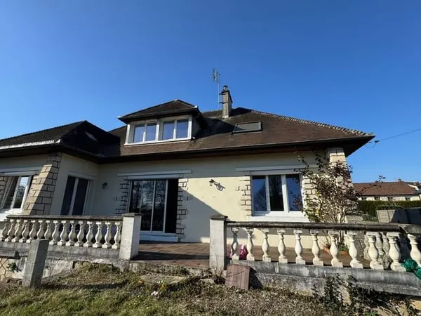 Maison 5 pièces 151 m²