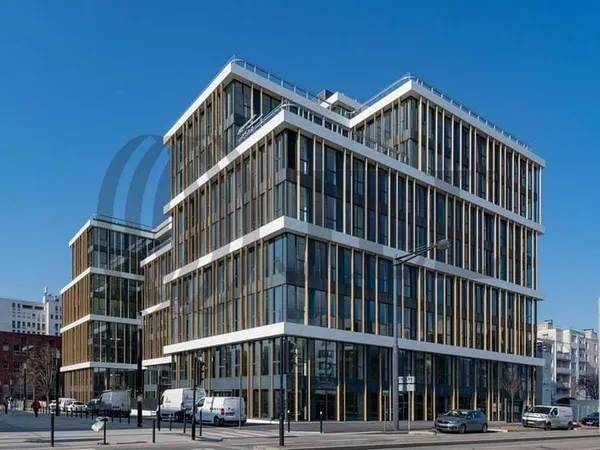 Bureaux 2530 m²