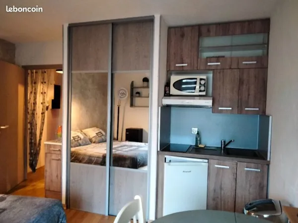 Studio 1 pièce 20 m²