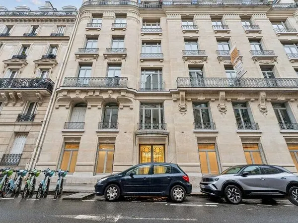 Bureaux 2130 m²