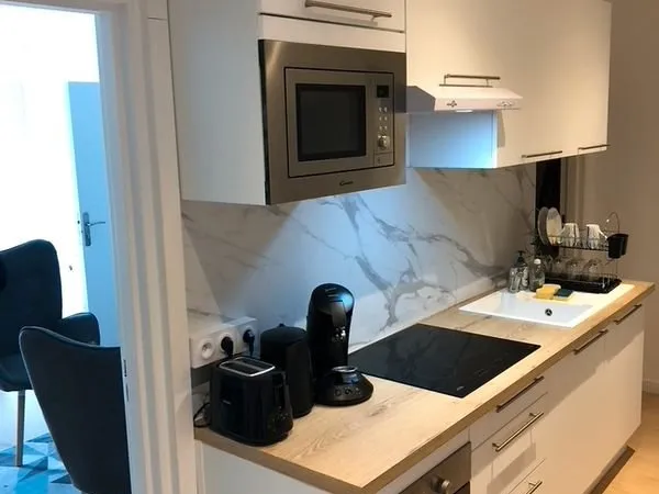 Colocation 1 chambre disponible Sétubal / Métro A Italie