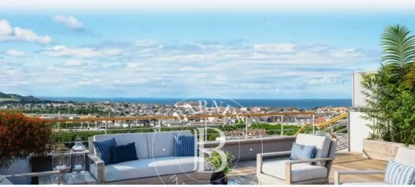 TROUVILLE 4 PIECES TERRASSE + ROOF TOP VUE MER