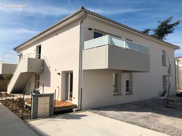 Location T2 Colomiers