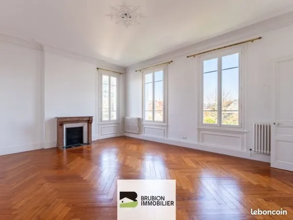Appartement 4 pièces 140 m²