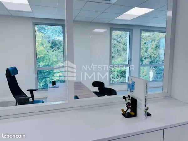 Bureaux 216 m²
