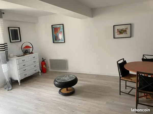 Loft 2 pièces 53 m²